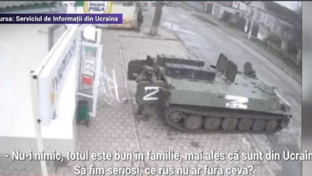 Soldații rușii fură tot din Ucraina. „Adun ce pot, tricouri, maieuri"; „Sofia va merge la școală, are nevoie de laptop. Ia tot”